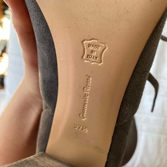 Gianvito Rossi Gray Lace up Suede Boots in size 37.5 - Picture 2 of 4